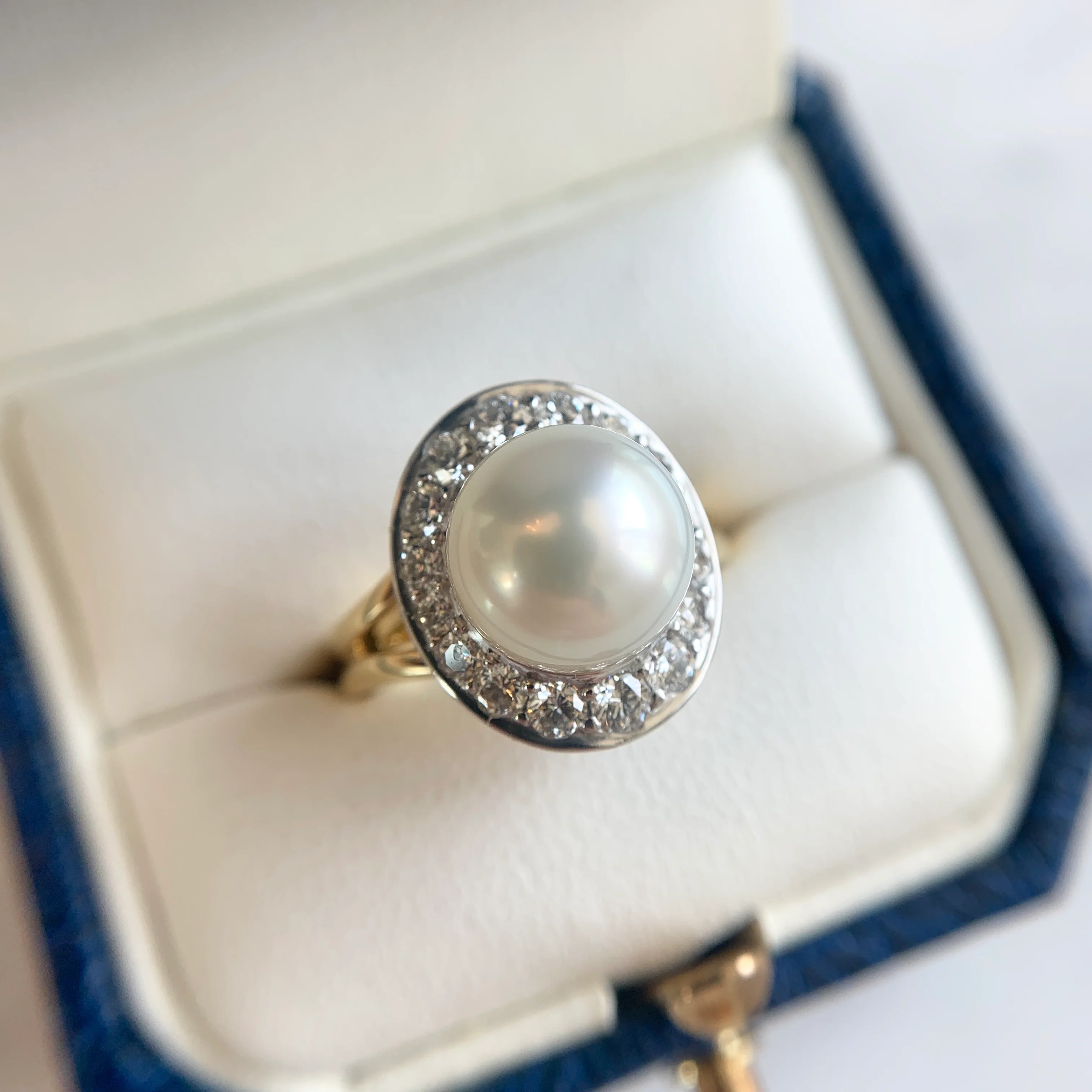 South Sea Pearl & Diamond Ring - Image 6